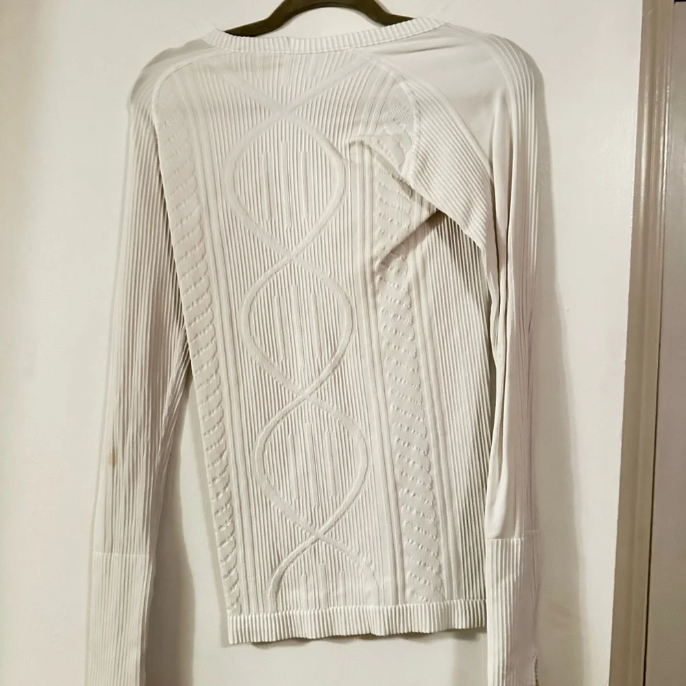 Lululemon Athletica White Top - Picture 2 of 2